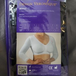 Design Veronique compression sleeves with bra